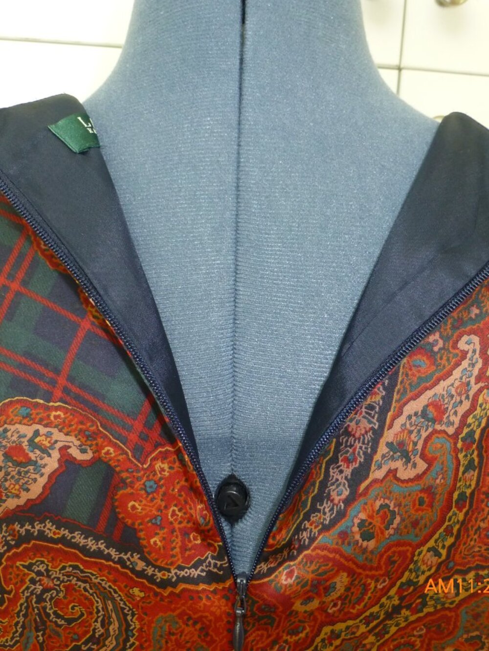 Lauren Ralph Lauren 100% Silk Paisley Plaid Sleeveless V Neck Dress Women Size 8 - Picture 5 of 11